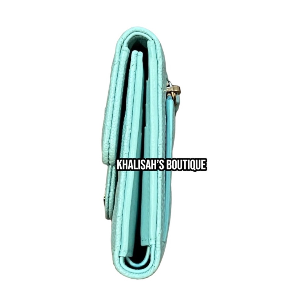 BNIB!! VERY Rare!!! Chanel Wallet LARGE Trifold Tiffany Blue Caviar Belt Waist - Picture 8 of 15